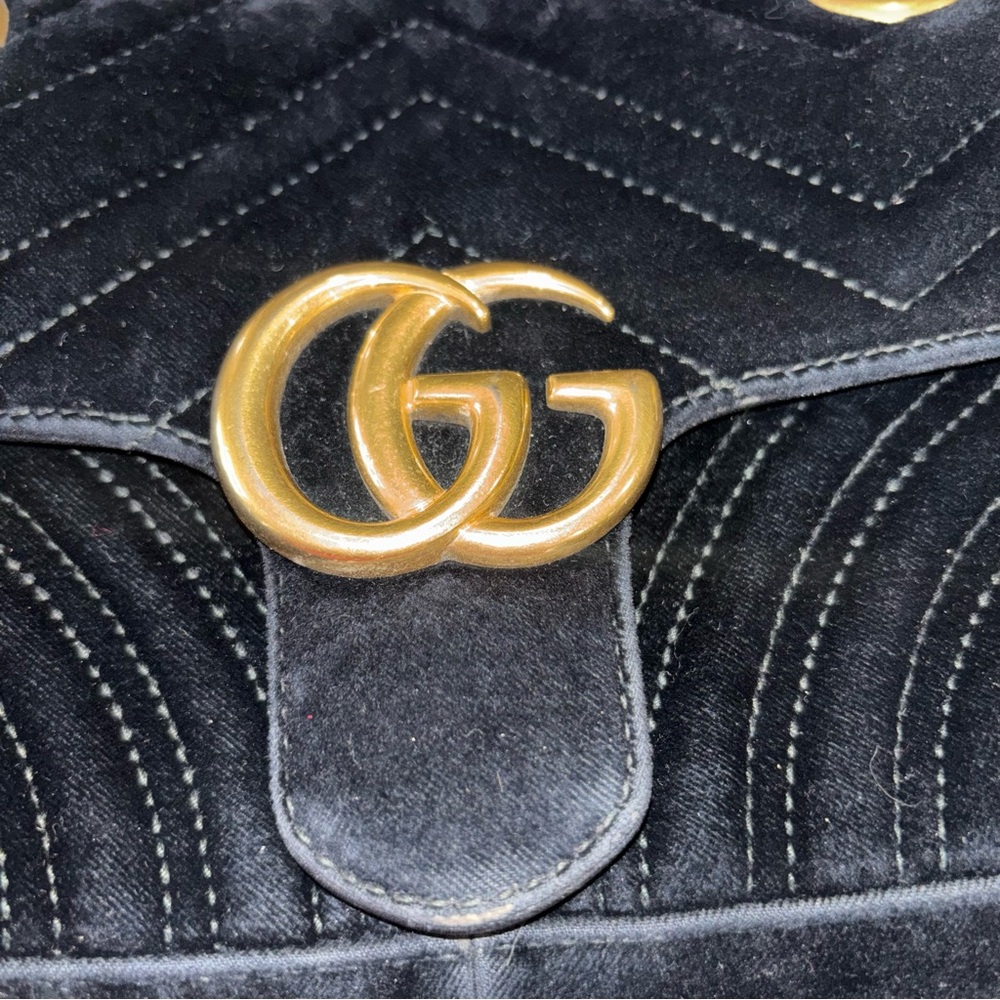 Gucci Black Velvet Marmont Shoulder Bag GG Authentic - Picture 6 of 10